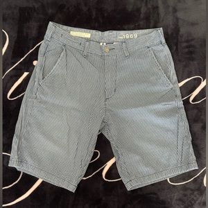 Gap Men’s Striped Shorts